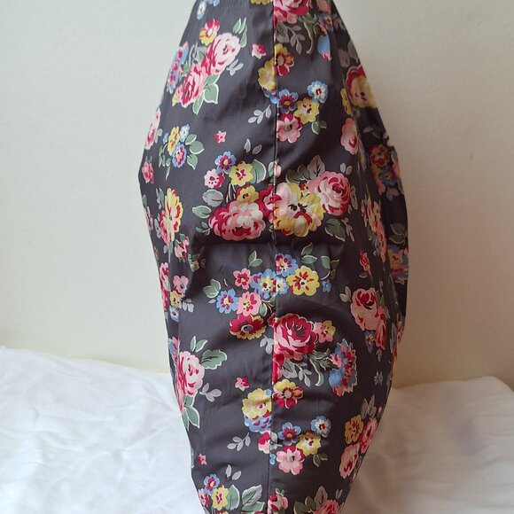 Cath Kidston floral PVC magnetic closure fold away shopping bag - Picture 5 of 8